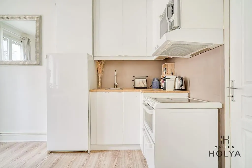 Le Reveur - Quartier Des Ternes - 137mb Paris